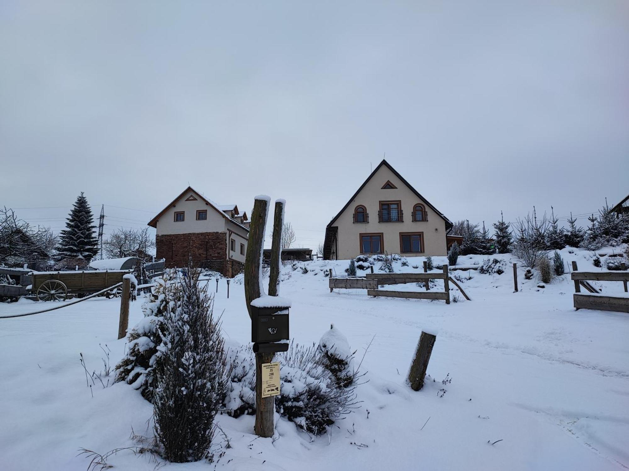 Apartamento Apartmán na statku Červený Kostelec Exterior foto